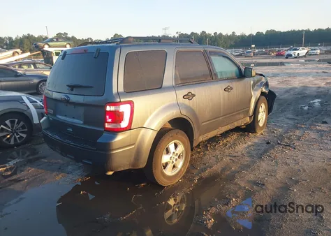 2010 Ford Escape Xlt from USA, damaged, VIN 1FMCU9D70AKB89585